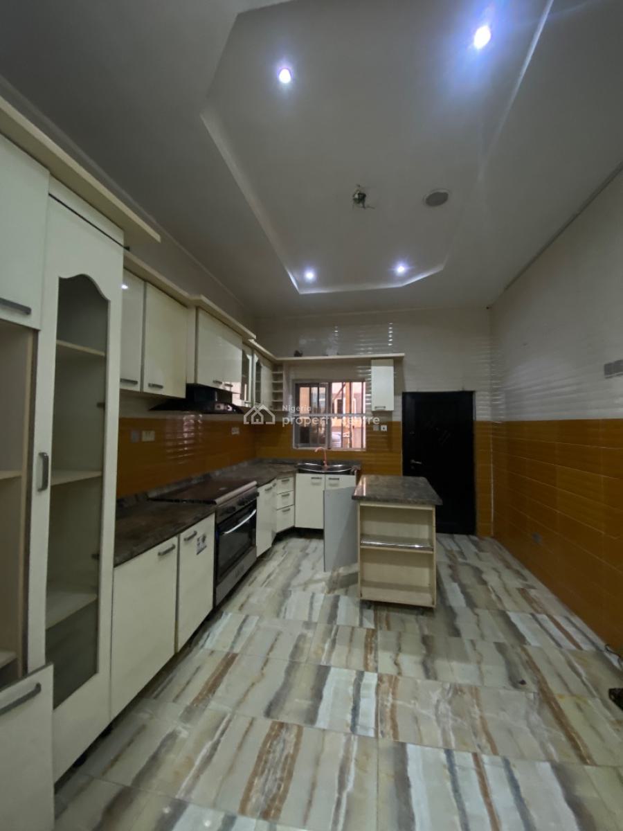 Clean 4 Bedroom Duplex, Chevron Drive, Lekki, Lagos, Semi-detached Duplex for Rent