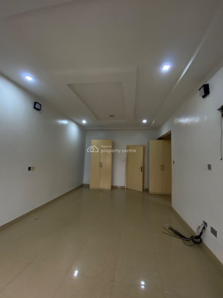Clean 4 Bedroom Duplex, Chevron Drive, Lekki, Lagos, Semi-detached Duplex for Rent