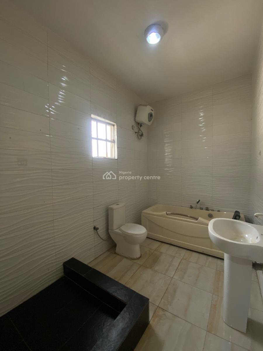 Clean 4 Bedroom Duplex, Chevron Drive, Lekki, Lagos, Semi-detached Duplex for Rent