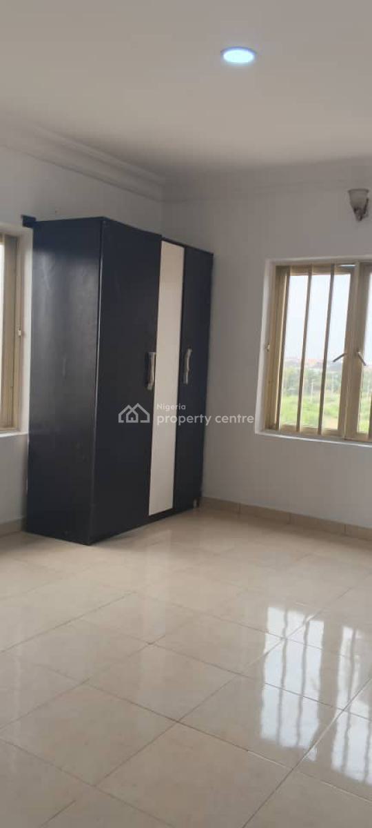Now Available, Off Mobil Road Ilaje Ajah, Ilaje, Ajah, Lagos, Flat / Apartment for Rent