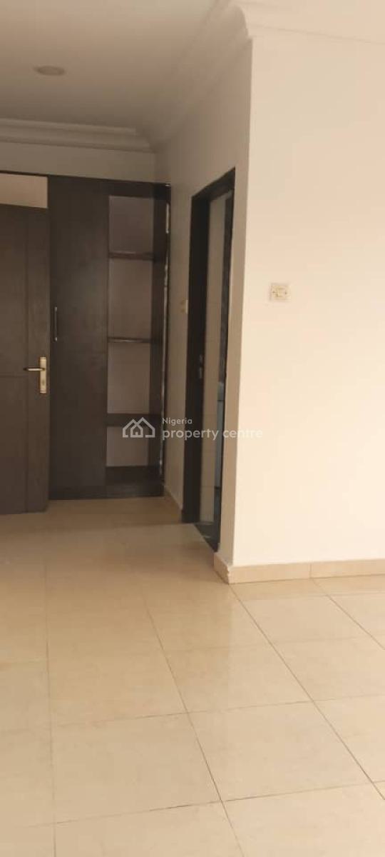 Now Available, Off Mobil Road Ilaje Ajah, Ilaje, Ajah, Lagos, Flat / Apartment for Rent