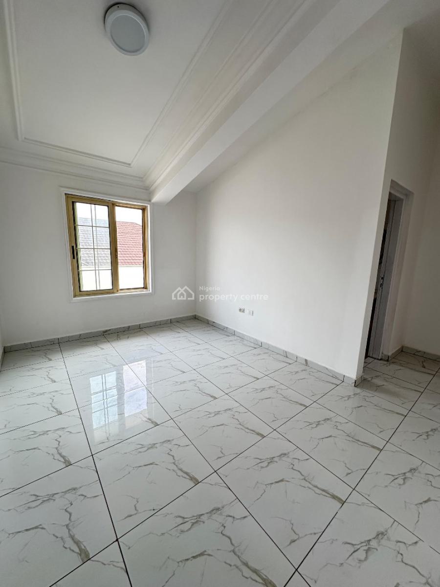 Lovely 5 Bedroom Apartment Penthouse, Lekki Phase 1, Lekki, Lagos, Flat / Apartment for Rent