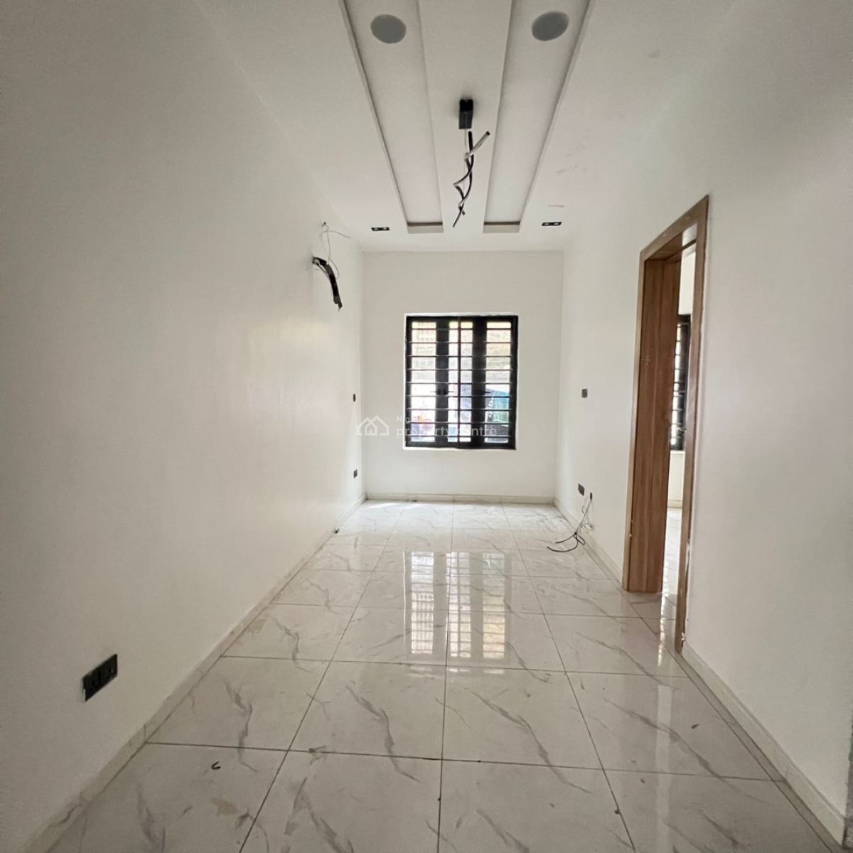 1 Bedroom Apartment, Chevron, Lekki, Lagos, Flat / Apartment for Sale