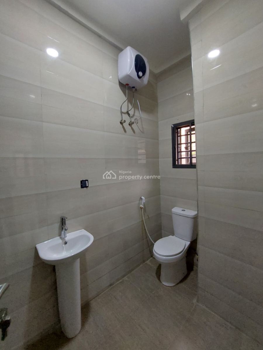 Spacious Lovely 3-bedroom Flat on The Ground Floor, Jahi, Abuja, Flat / Apartment for Rent