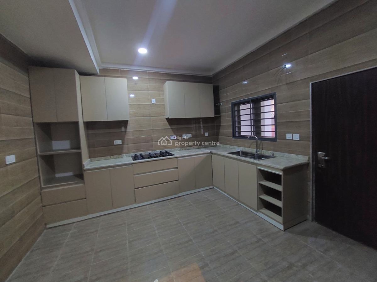 Spacious Lovely 3-bedroom Flat on The Ground Floor, Jahi, Abuja, Flat / Apartment for Rent