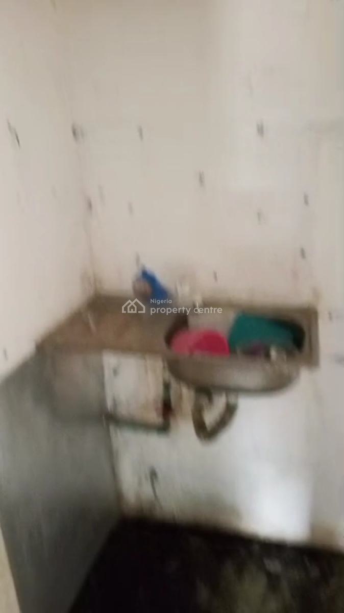 Specious Roomself, Shomolu, Shomolu, Lagos, Self Contain (single Rooms) for Rent