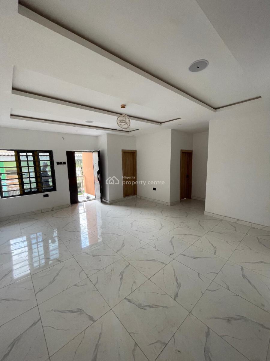 Eye Catchy Built 3 Bedroom Apartment with Range of Amenities, Surulere, Lagos, House for Sale