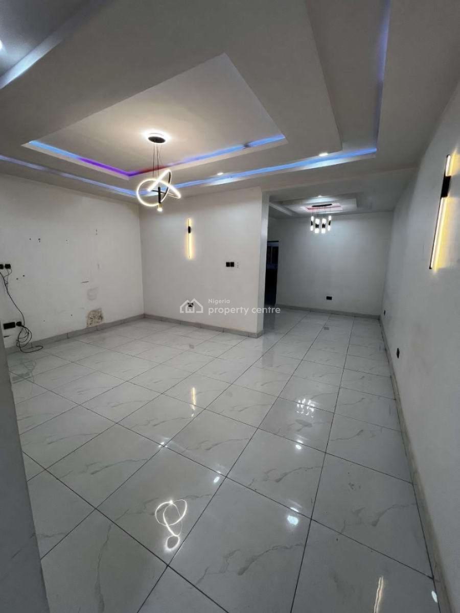 Spacious Four Bedroom Terraced Duplex with Bq, Guzape District, Abuja, Terraced Duplex for Rent