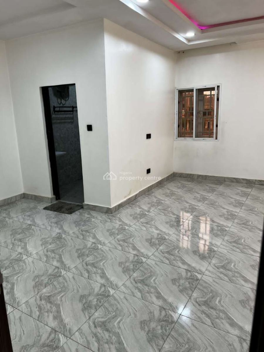 Spacious Four Bedroom Terraced Duplex with Bq, Guzape District, Abuja, Terraced Duplex for Rent