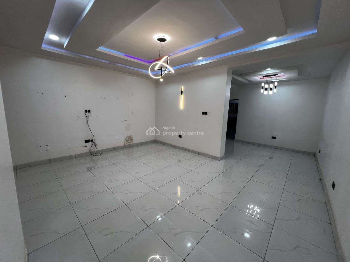 Spacious Four Bedroom Terraced Duplex with Bq, Guzape District, Abuja, Terraced Duplex for Rent