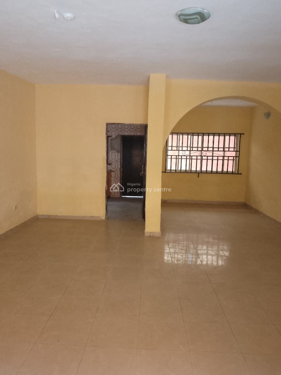 Massive 3bedrooms Flat Upstairs Available, Off Ologunfe Awoyaya Ibeju-lekki Lagos State, Awoyaya, Ibeju Lekki, Lagos, Flat / Apartment for Rent