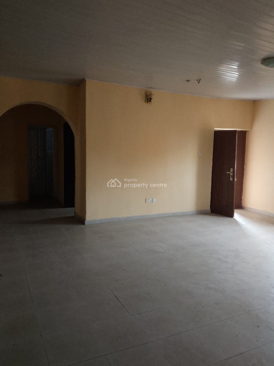 Massive 3bedrooms Flat Upstairs Available, Off Ologunfe Awoyaya Ibeju-lekki Lagos State, Awoyaya, Ibeju Lekki, Lagos, Flat / Apartment for Rent