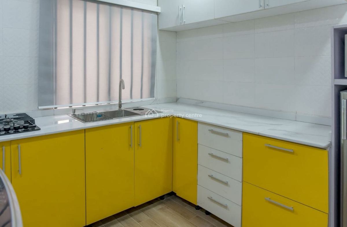 2 Bed Room Apartment, Dugbe (onireke), Ibadan North-west, Oyo, Flat / Apartment Short Let