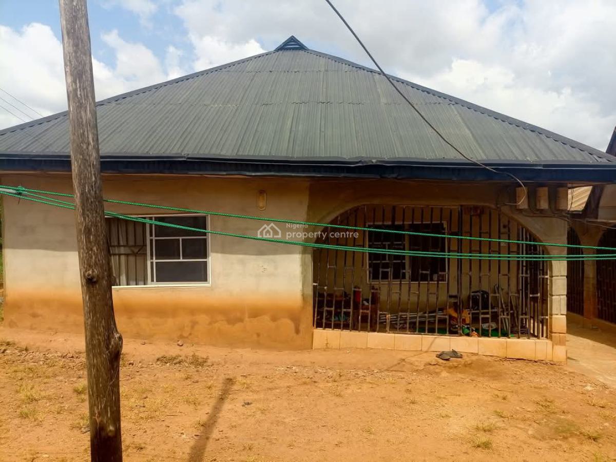 1 Unit of 3 Bed & 2 Unit of 2 Bedroom, Igoba, Akure, Ondo, Detached Duplex for Sale