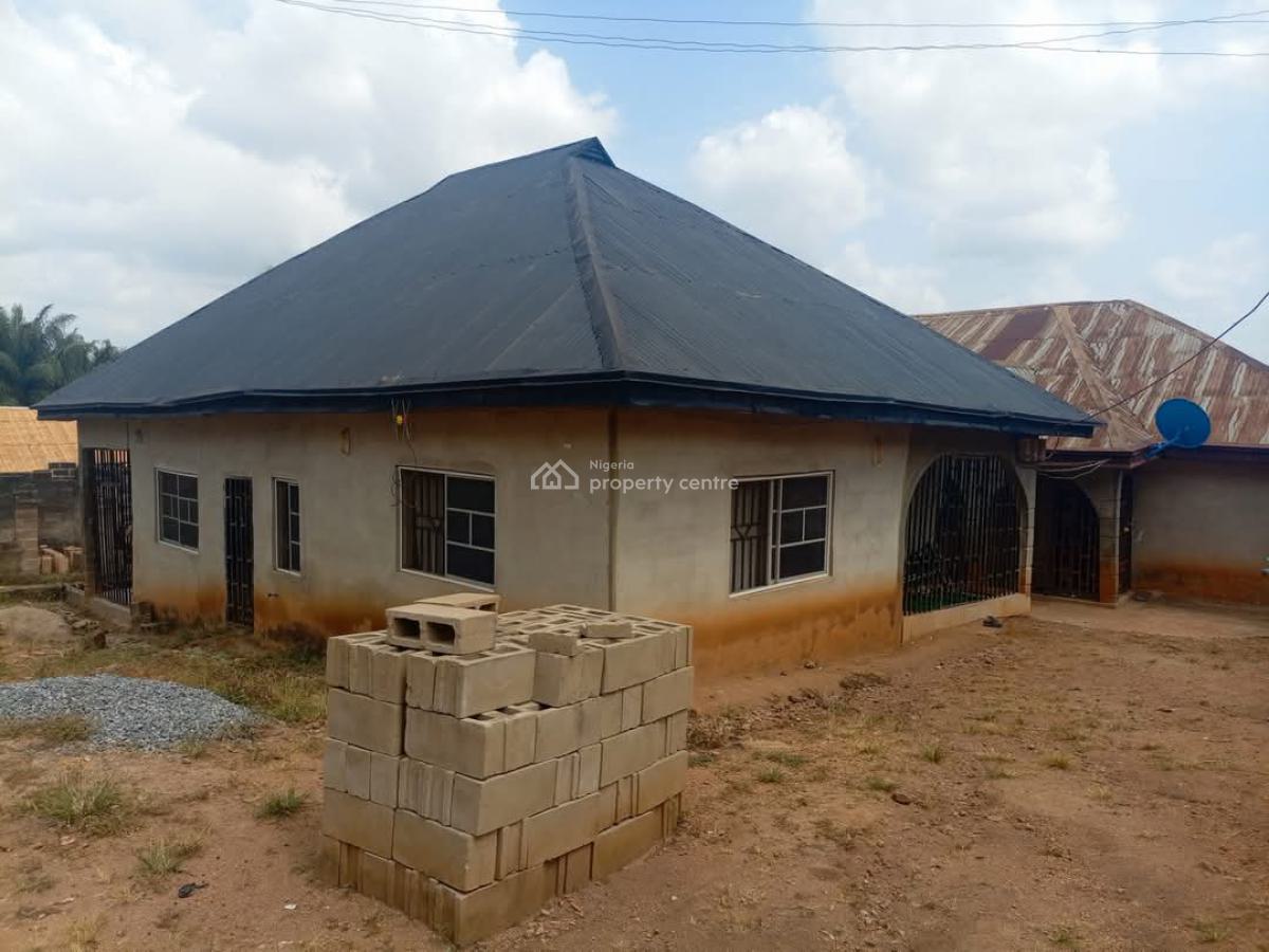 1 Unit of 3 Bed & 2 Unit of 2 Bedroom, Igoba, Akure, Ondo, Detached Duplex for Sale