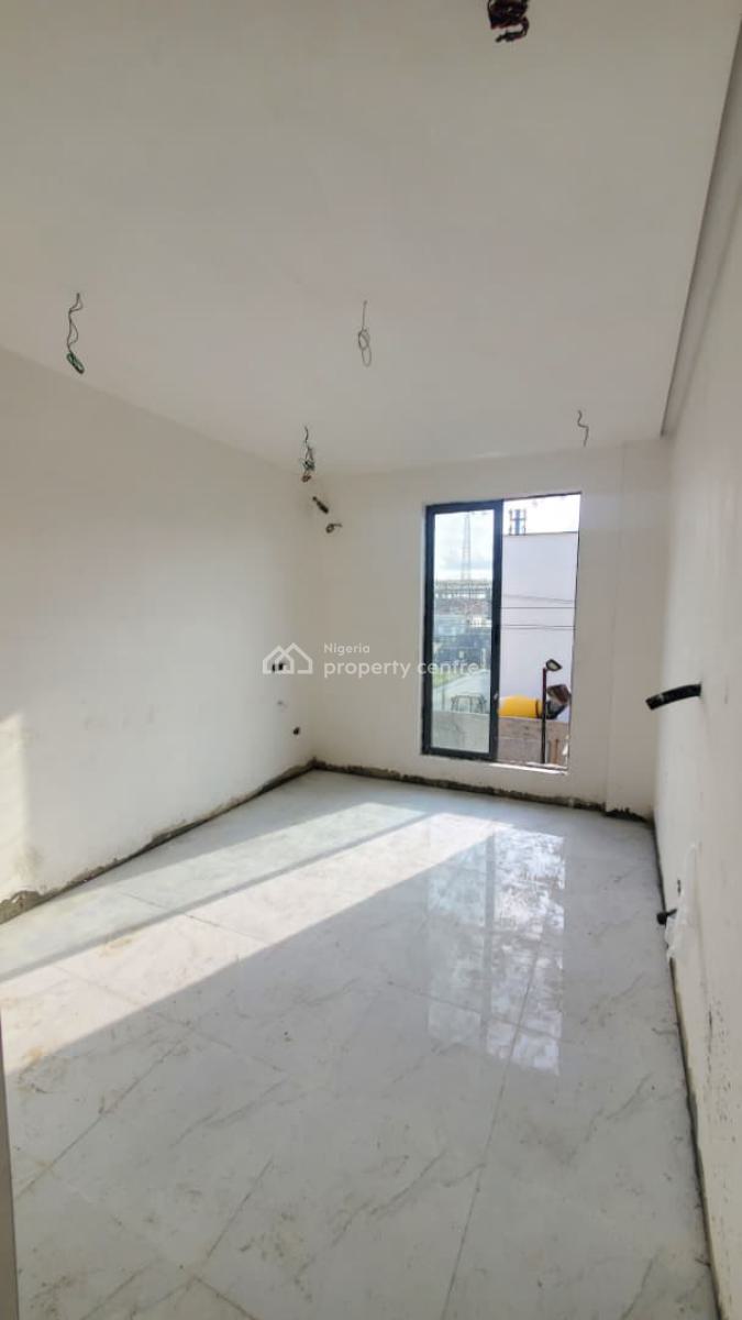 Nicely Built 2 Bedroom Apartment with Swimming Pool and Gym, Lekki Phase 1, Lekki, Lagos, Flat / Apartment for Sale