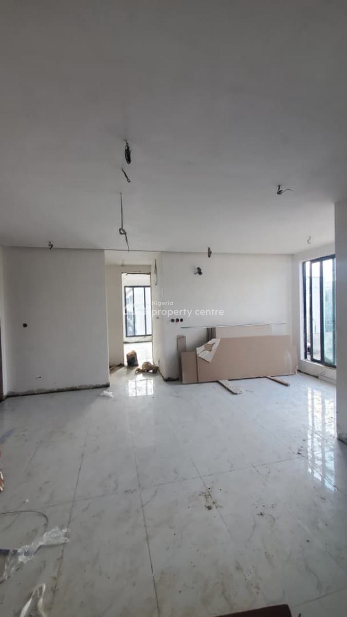 Nicely Built 2 Bedroom Apartment with Swimming Pool and Gym, Lekki Phase 1, Lekki, Lagos, Flat / Apartment for Sale