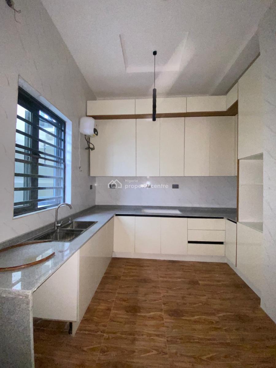 5 Bedroom Terrace Duplex with a Room Bq, Ologolo, Lekki, Lagos, Terraced Duplex for Sale