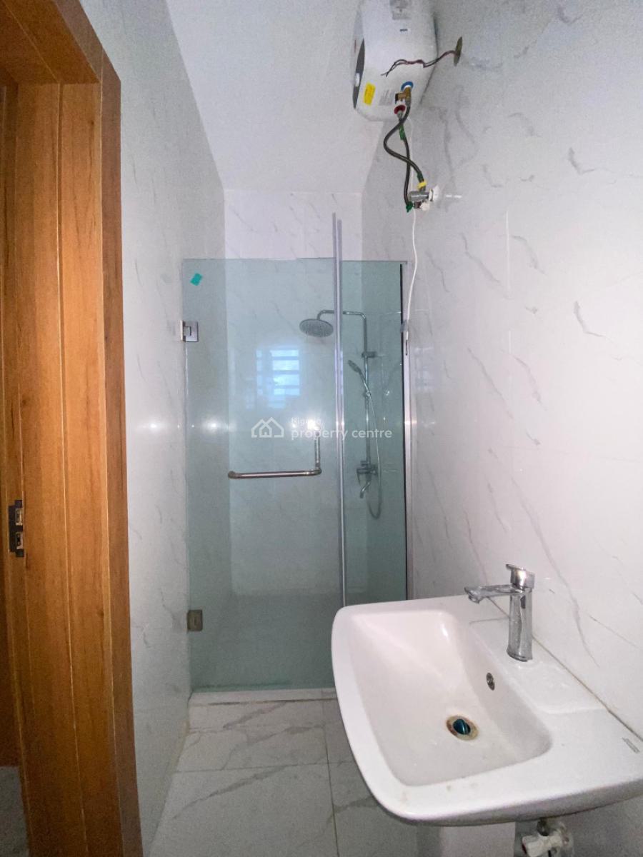 5 Bedroom Terrace Duplex with a Room Bq, Ologolo, Lekki, Lagos, Terraced Duplex for Sale