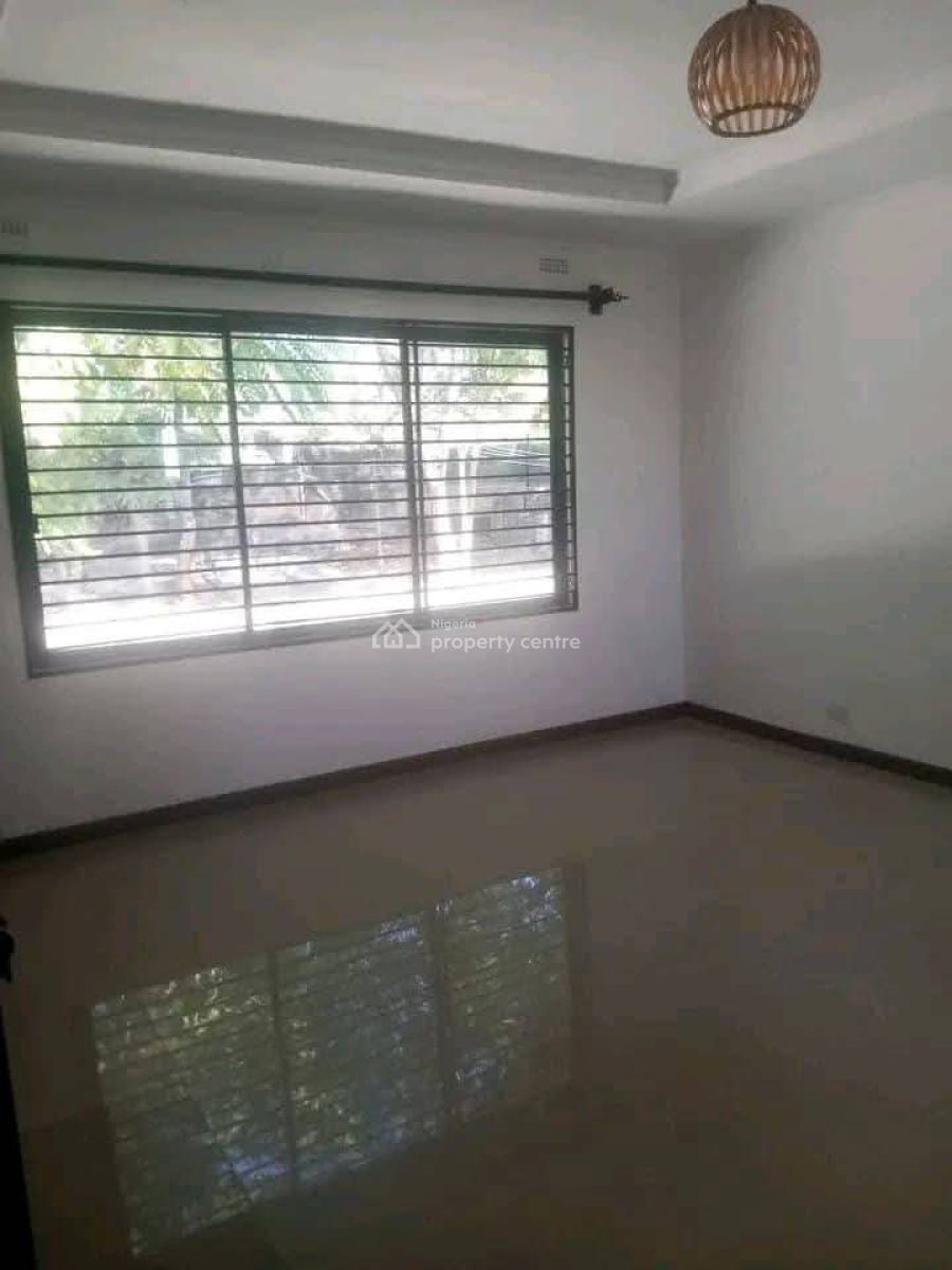 2 Bedroom Flat, Itire, Lagos, Mini Flat (room and Parlour) for Rent