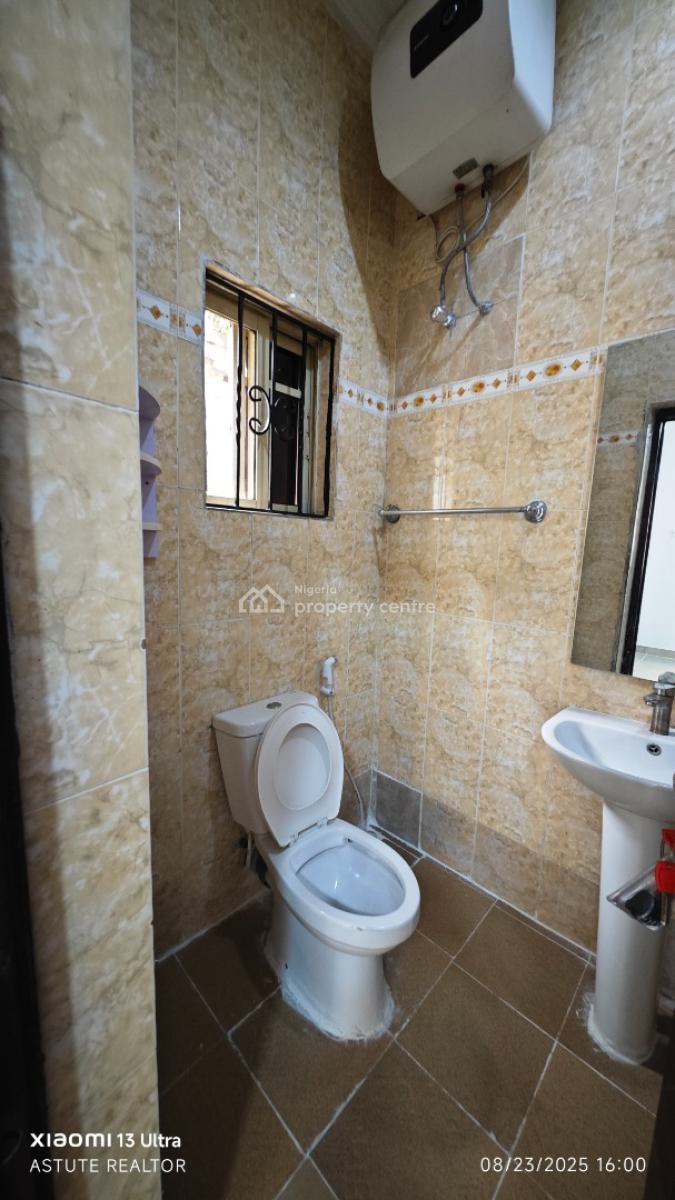 Spacious Self Service 2 Bedrooms Flat, Off Palace Road, Oniru, Victoria Island (vi), Lagos, Flat / Apartment for Rent
