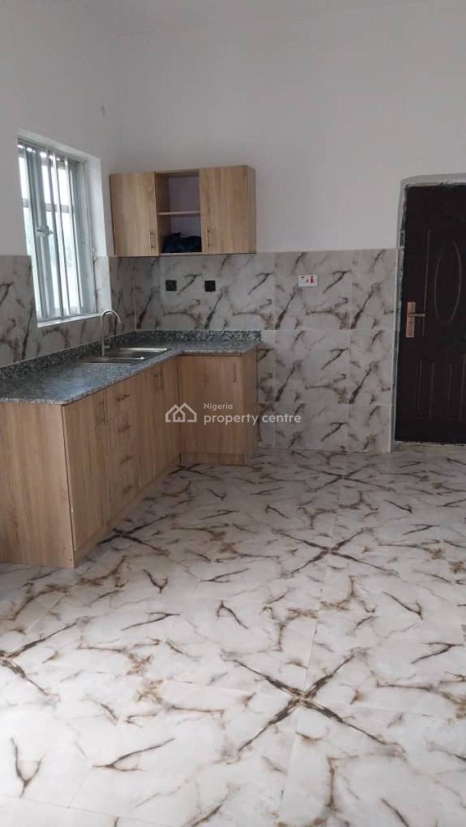Brand New and Sparkling Spacious Upstairs, Ogunfayo Estate, Awoyaya, Ibeju Lekki, Lagos, Flat / Apartment for Rent