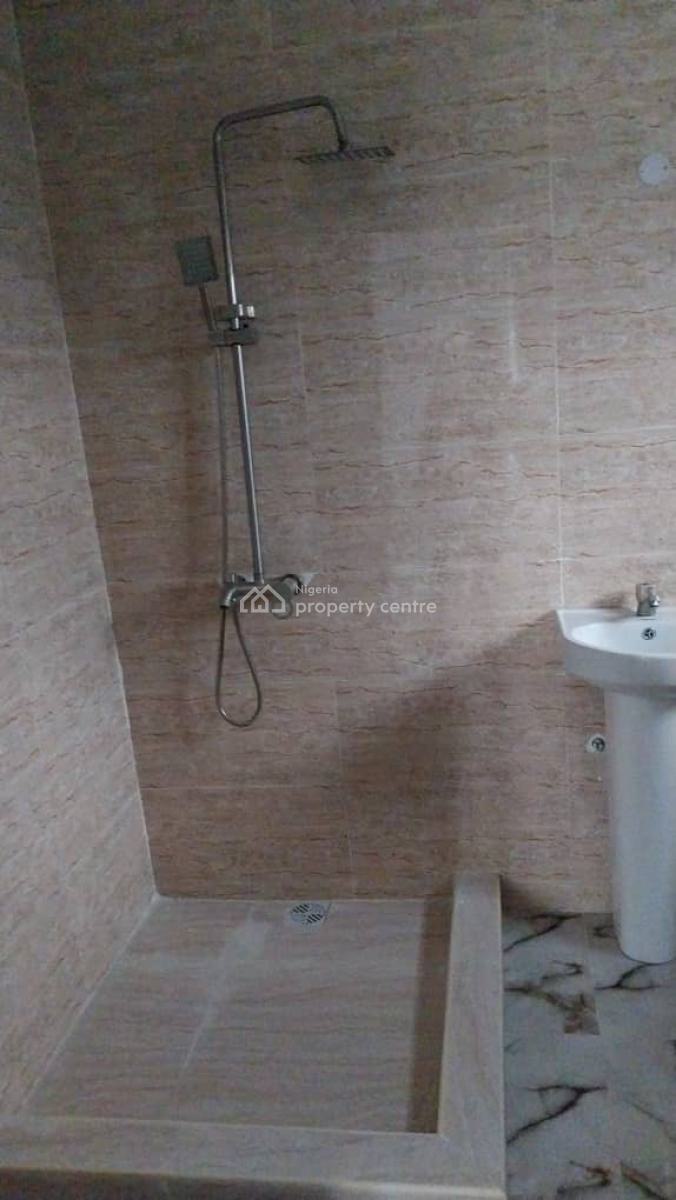 Brand New and Sparkling Spacious Upstairs, Ogunfayo Estate, Awoyaya, Ibeju Lekki, Lagos, Flat / Apartment for Rent