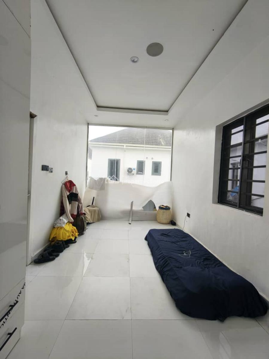 Very Luxury Spacious Service Mini Flat with Fitted Kitchen+acs+pool, Osapa, Osapa, Lekki, Lagos, Mini Flat (room and Parlour) for Rent