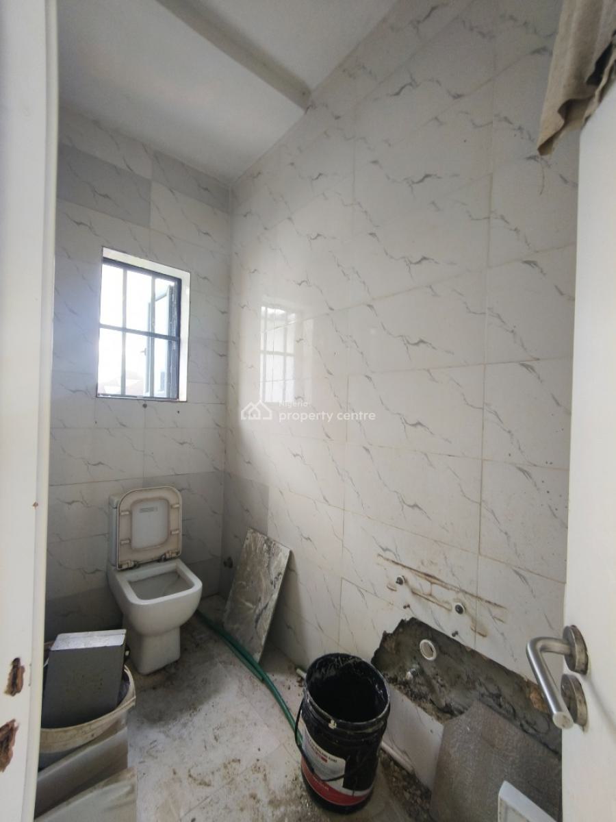 Luxury Spacious Mini Flat with Extra Toilet, Osapa, Lekki, Lagos, Mini Flat (room and Parlour) for Rent