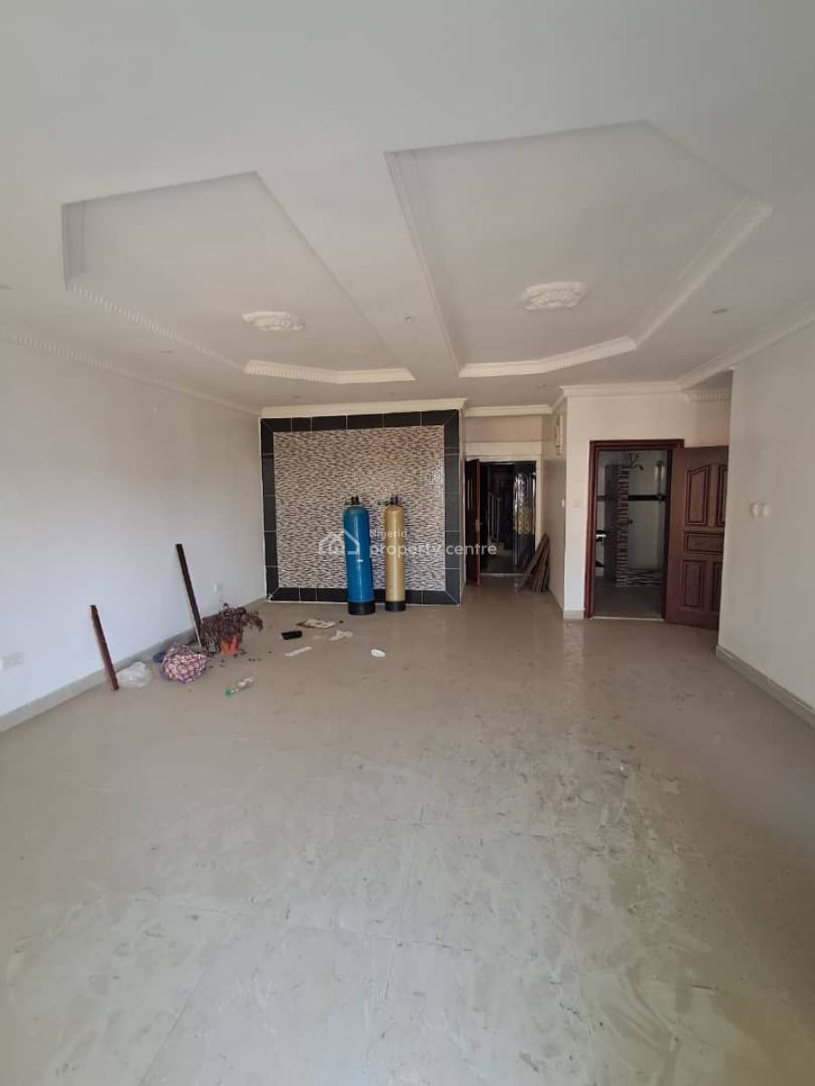 2bedroom Apartment, New Road, Lekki, Lagos, Flat / Apartment for Rent