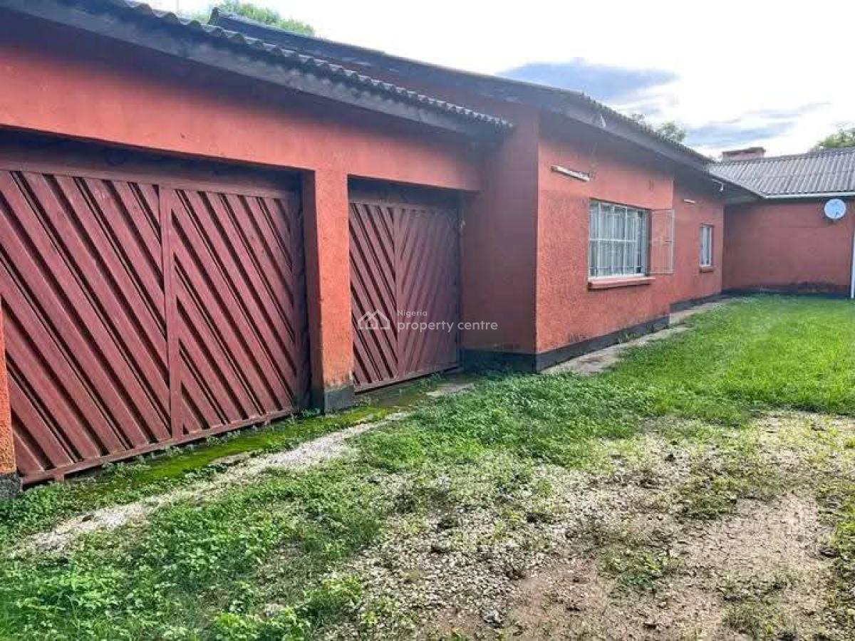 4 Bedroom Detached Bungalow with Bq, Surulere, Lagos, Detached Bungalow for Sale