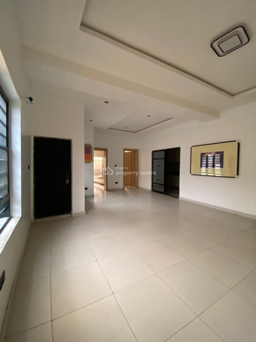 2 Bedroom Flat Apartment, Ologolo, Lekki, Lagos, Flat / Apartment for Sale