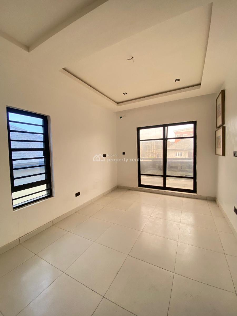 2 Bedroom Flat Apartment, Ologolo, Lekki, Lagos, Flat / Apartment for Sale