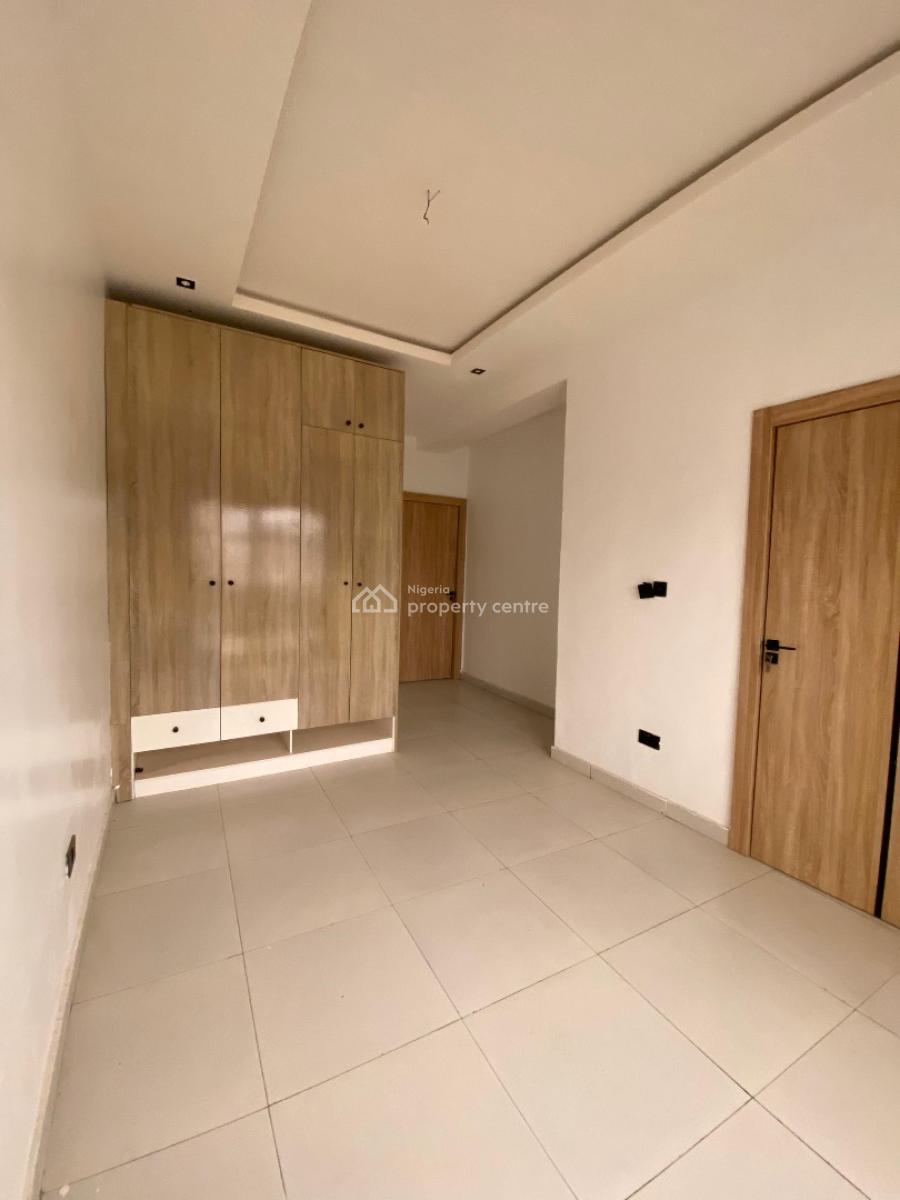 2 Bedroom Flat Apartment, Ologolo, Lekki, Lagos, Flat / Apartment for Sale