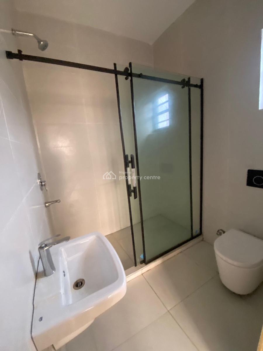 2 Bedroom Flat Apartment, Ologolo, Lekki, Lagos, Flat / Apartment for Sale