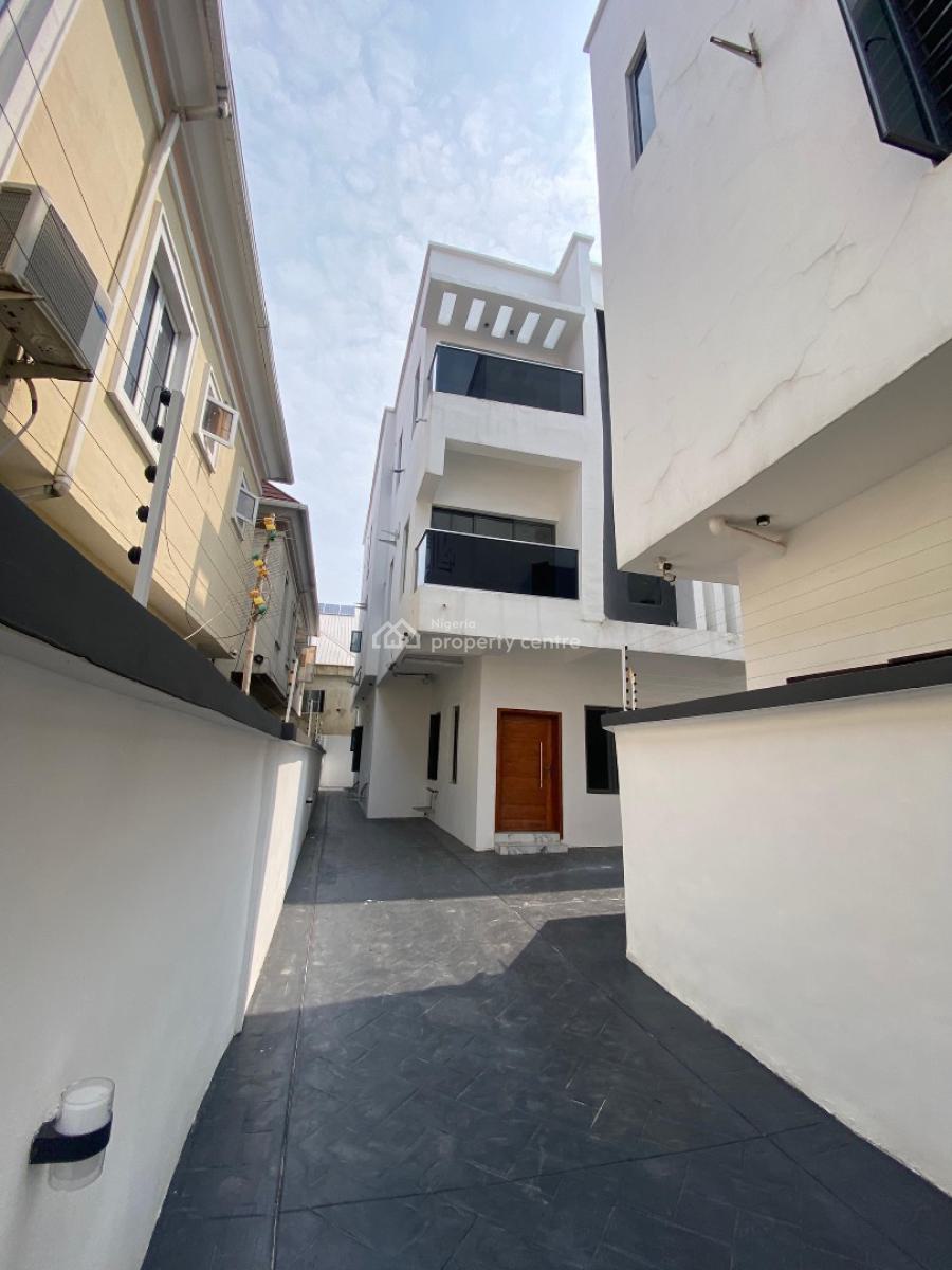 4 Bedroom Semi Detached Duplex with a Room Bq, Ologolo, Lekki, Lagos, Semi-detached Duplex for Sale
