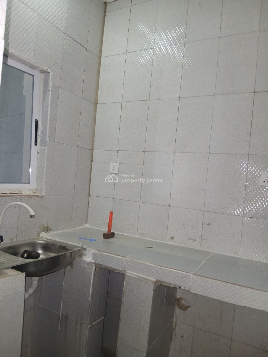 Beautiful New 2 Bedroom, Yaba, Lagos, Flat / Apartment for Rent