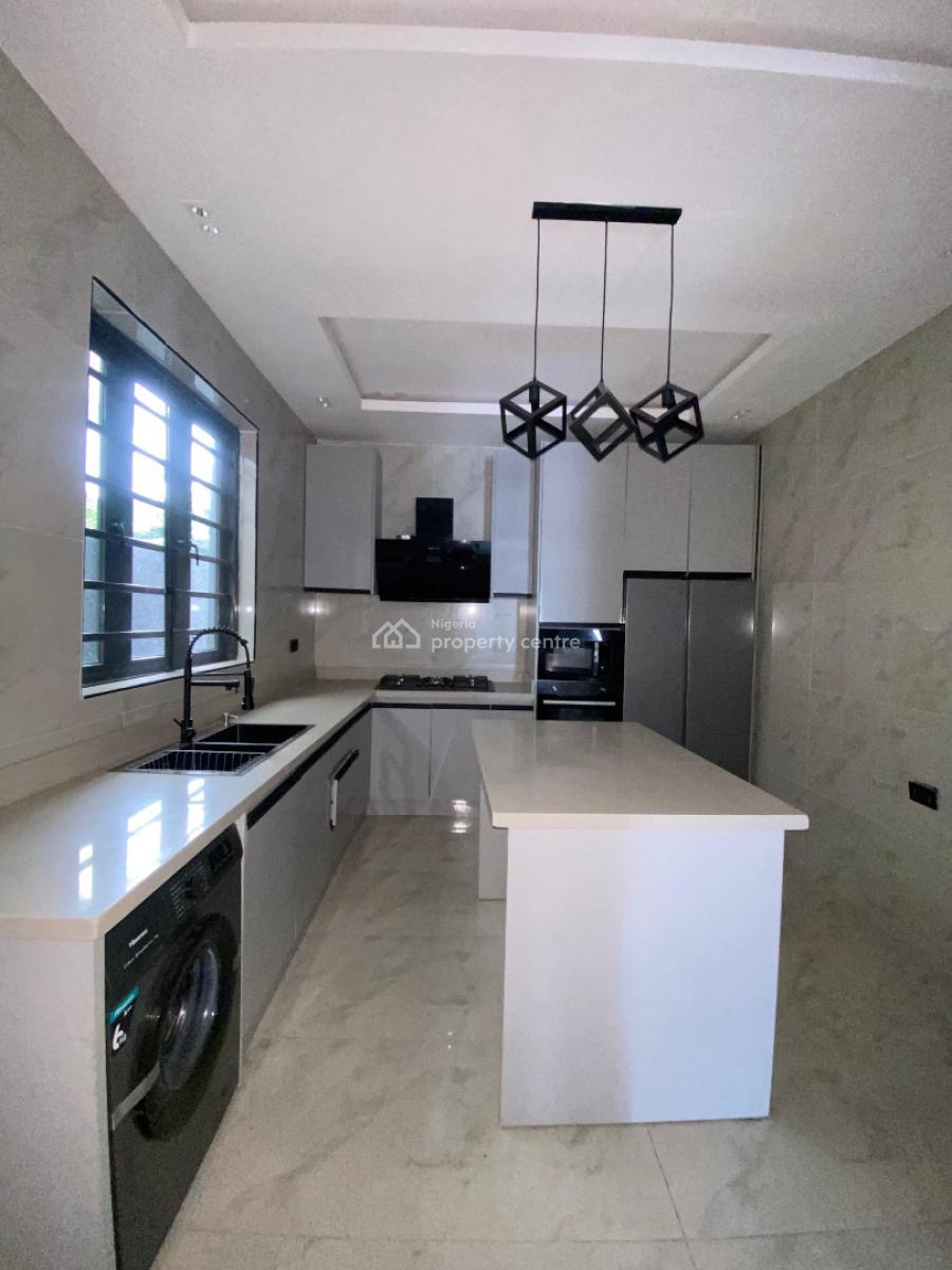 4 Bedroom Fully Detached Duplex with Bq, Ologolo, Lekki, Lagos, Detached Duplex for Sale