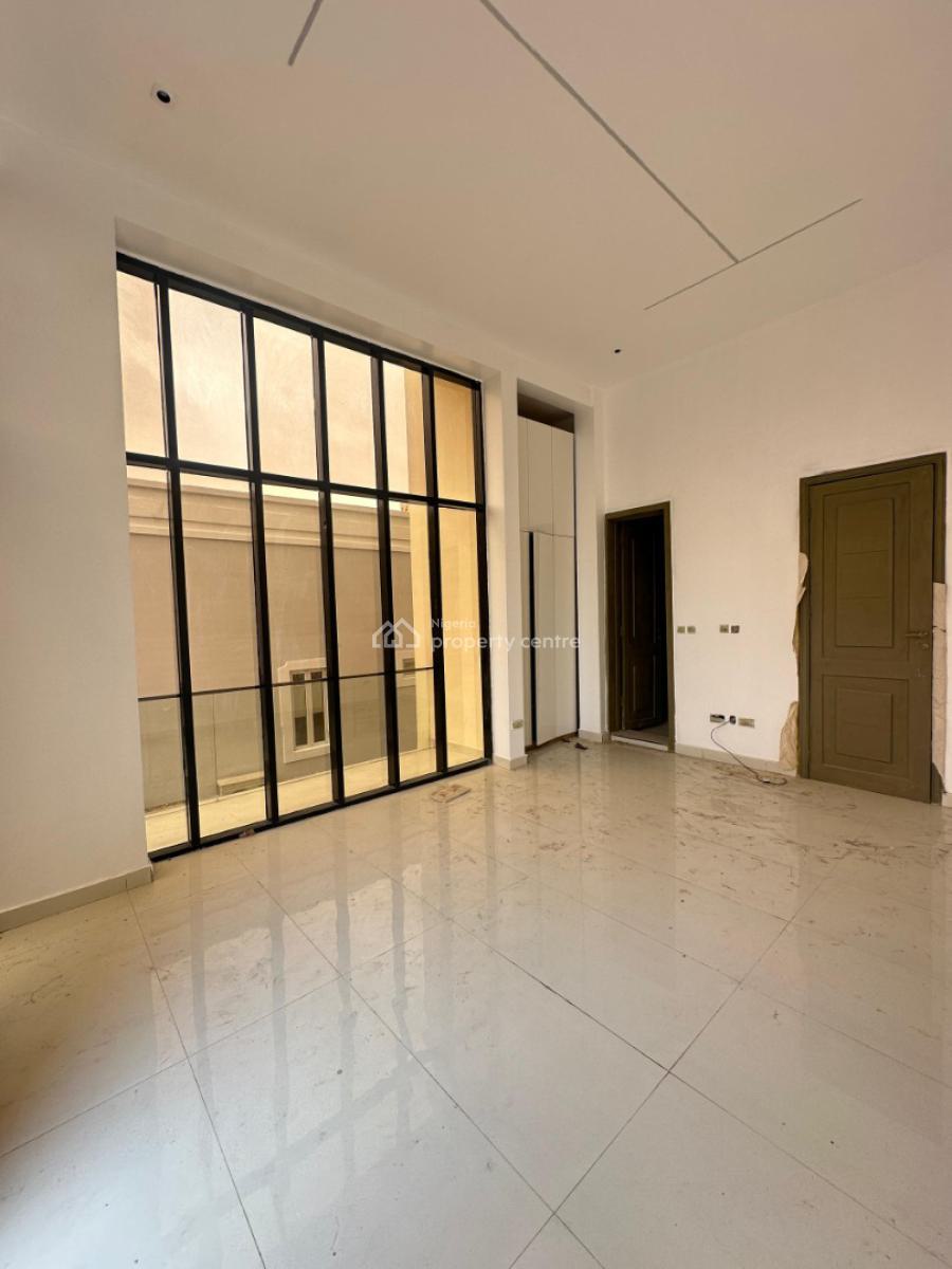 Uniquely-built Luxury 3 Bedroom Apartment with Bq, High Ceiling, Aesthetically Pleasing Investment Worthy Apartment with Swimming Pool, Lekki Phase 1, Lekki, Lagos, Block of Flats for Sale