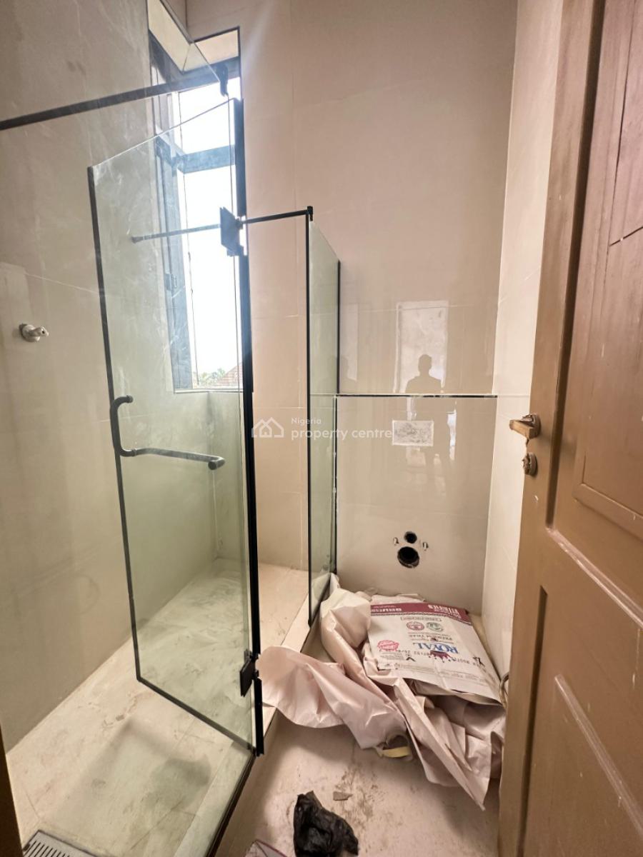 Uniquely-built Luxury 3 Bedroom Apartment with Bq, High Ceiling, Aesthetically Pleasing Investment Worthy Apartment with Swimming Pool, Lekki Phase 1, Lekki, Lagos, Block of Flats for Sale