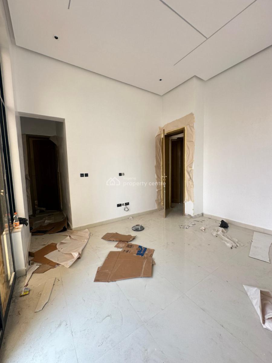 Uniquely-built Luxury 3 Bedroom Apartment with Bq, High Ceiling, Aesthetically Pleasing Investment Worthy Apartment with Swimming Pool, Lekki Phase 1, Lekki, Lagos, Block of Flats for Sale