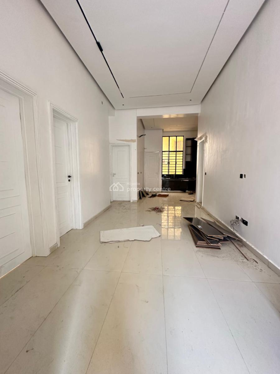 Uniquely-built Luxury 3 Bedroom Apartment with Bq, High Ceiling, Aesthetically Pleasing Investment Worthy Apartment with Swimming Pool, Lekki Phase 1, Lekki, Lagos, Block of Flats for Sale