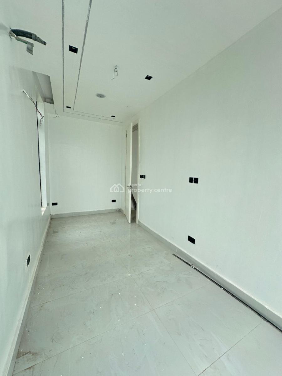 Contemporary Spacious 5 Bedroom Fully Detached Duplex with Bq, Rooftop, Comes with a Private Swimming Pool, Cinema, Lekki Phase 1, Lekki, Lagos, Detached Duplex for Sale