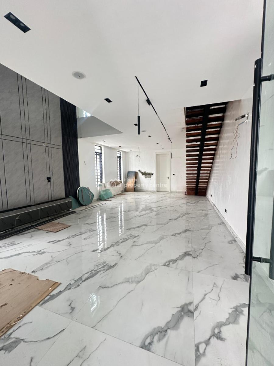 Contemporary Spacious 5 Bedroom Fully Detached Duplex with Bq, Rooftop, Comes with a Private Swimming Pool, Cinema, Lekki Phase 1, Lekki, Lagos, Detached Duplex for Sale