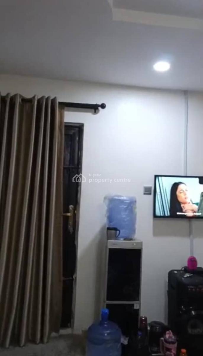 Lovely Sweet Self Contain, Alagomeji, Yaba, Lagos, Self Contain (single Rooms) for Rent