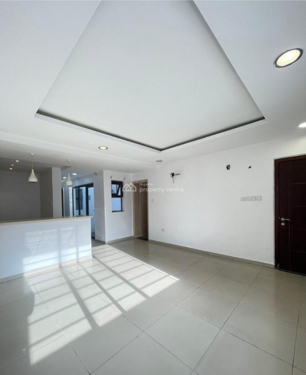 Serviced 2 Bedroom En-suite Flat with Open Plan Fitted Kitchen, Cooker, Before Chevron Drive, Osapa, Lekki, Lagos, Flat / Apartment for Rent