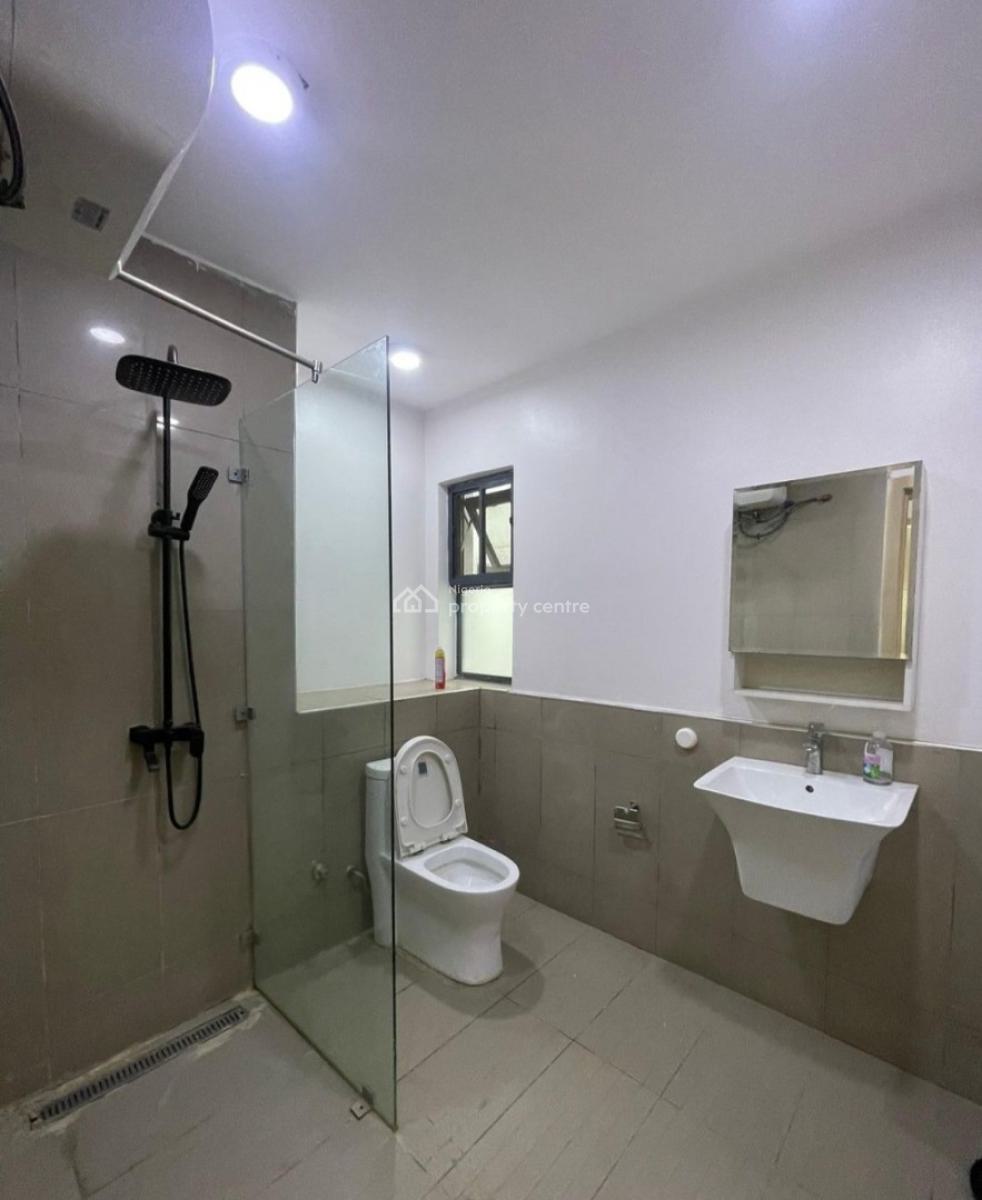 Serviced 2 Bedroom En-suite Flat with Open Plan Fitted Kitchen, Cooker, Before Chevron Drive, Osapa, Lekki, Lagos, Flat / Apartment for Rent
