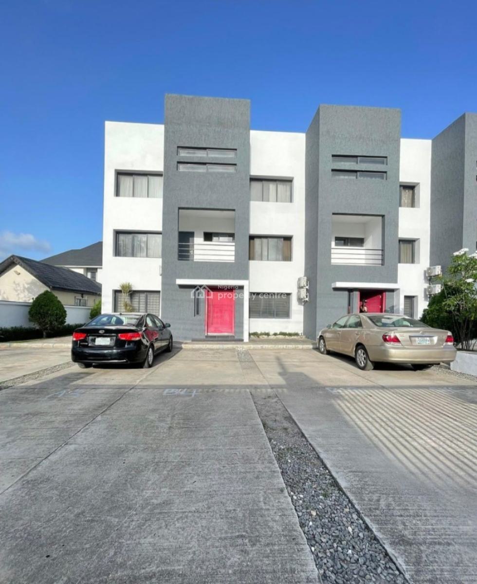 Serviced 2 Bedroom En-suite Flat with Open Plan Fitted Kitchen, Cooker, Before Chevron Drive, Osapa, Lekki, Lagos, Flat / Apartment for Rent