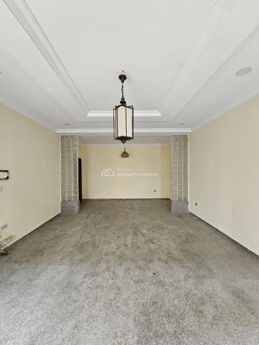 Spacious 4 Bedroom Semi-detached Duplex, Located at Chevron, Lekki, Lagos, Semi-detached Duplex for Sale