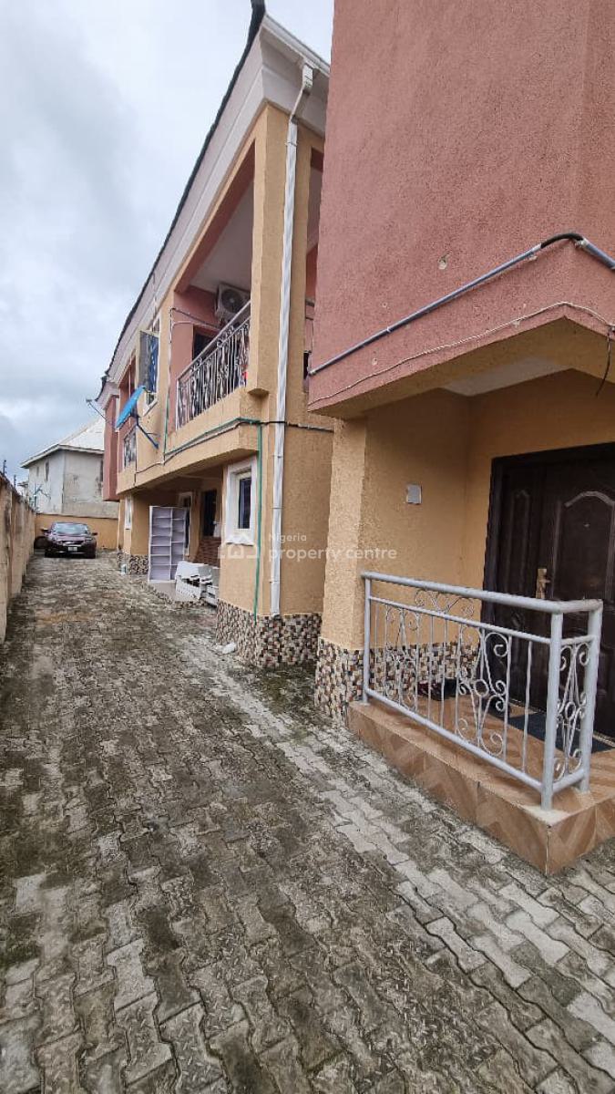 3 Bedroom Apartment in a Gated Compound, Sangotedo, Ajah, Lagos, Flat / Apartment for Rent